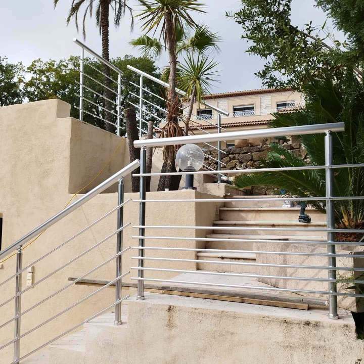 Fabrication de garde-corps Provence-Alpes-Côte d'Azur