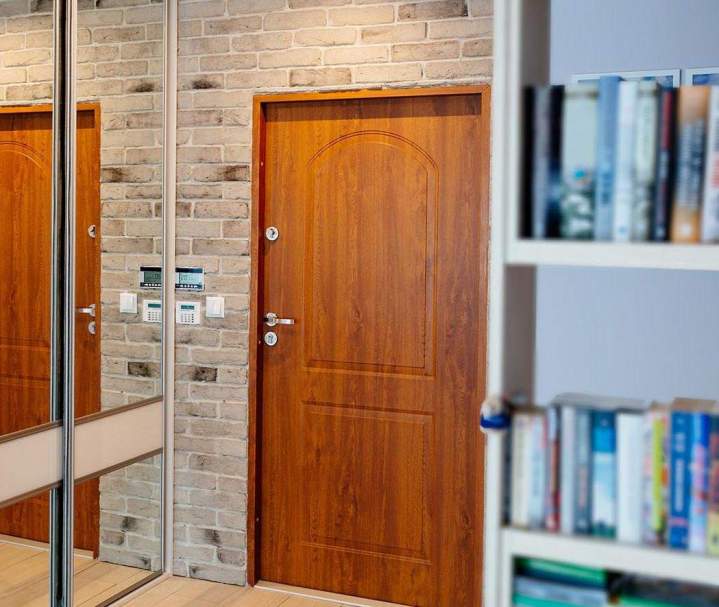 Des portes solides et élégantes pour plus de style et de sécurité